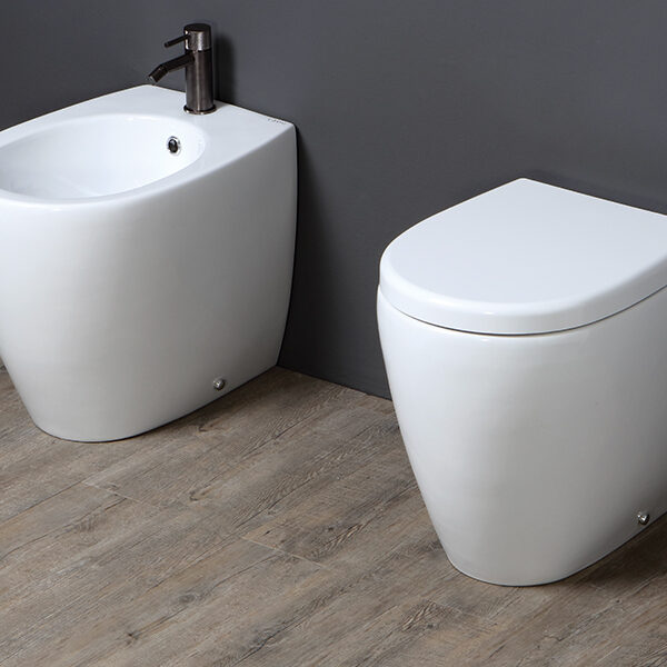 sanitari senza brida